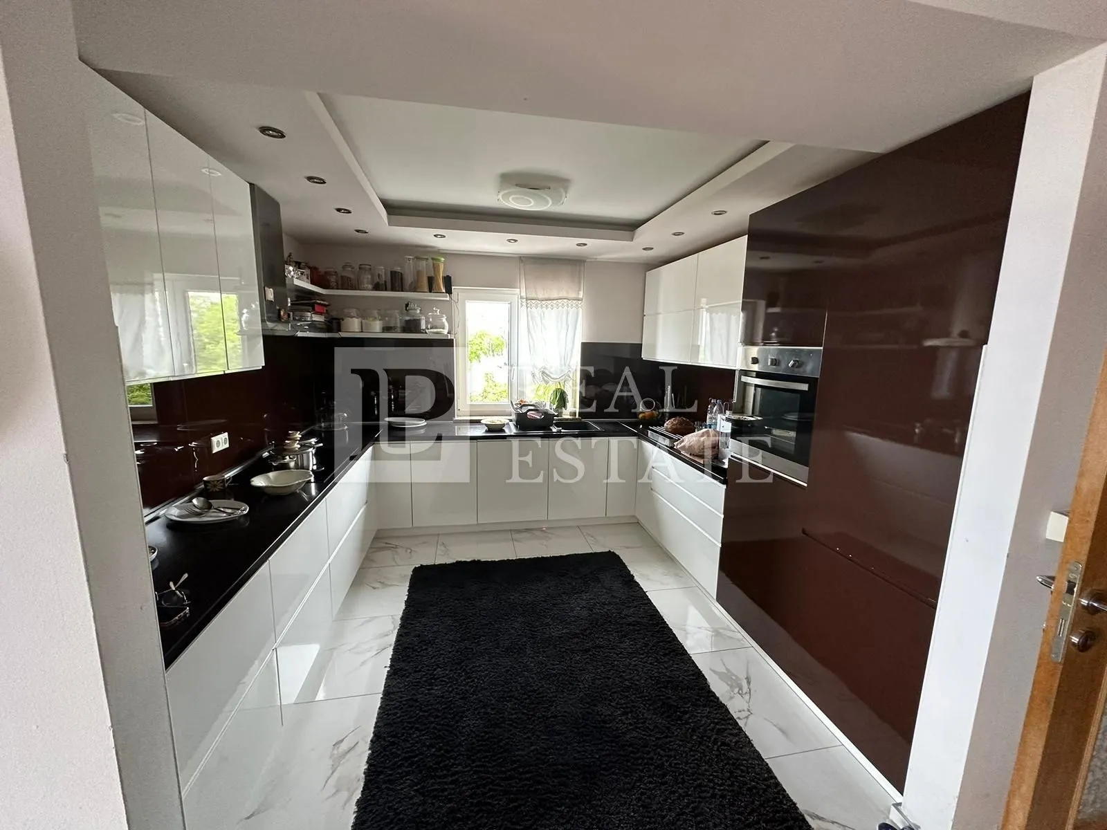 crikvenica - moderno uređen stan od 125 m2 s pogledom na more - slika 2
