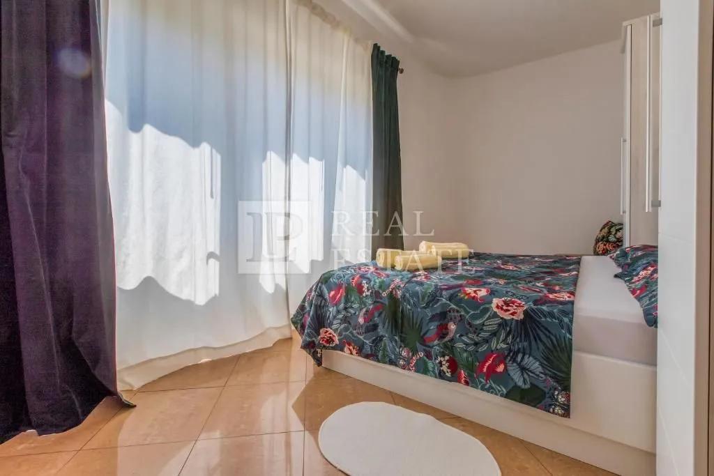 crikvenica - vila s bazenom i fantastičnim pogledom - slika 10