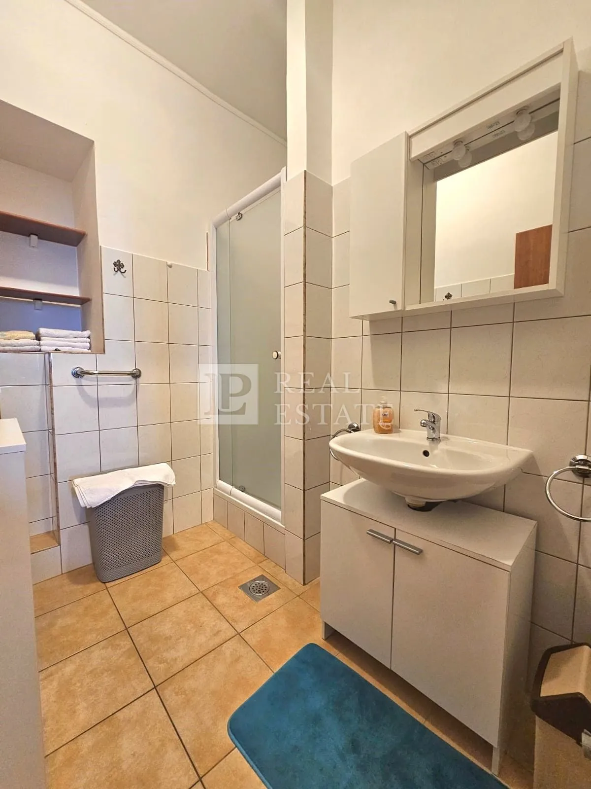 klenovica - apartmanska kuća na 200 metara od mora - slika 15