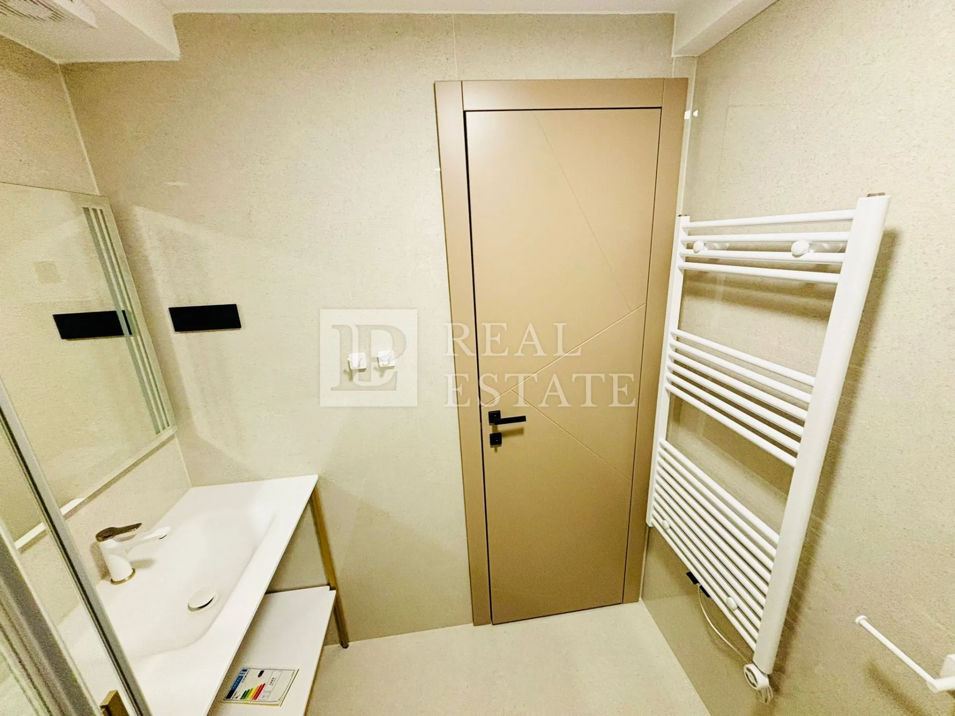 crikvenica - ekskluzivan apartman u centru grada - slika 13