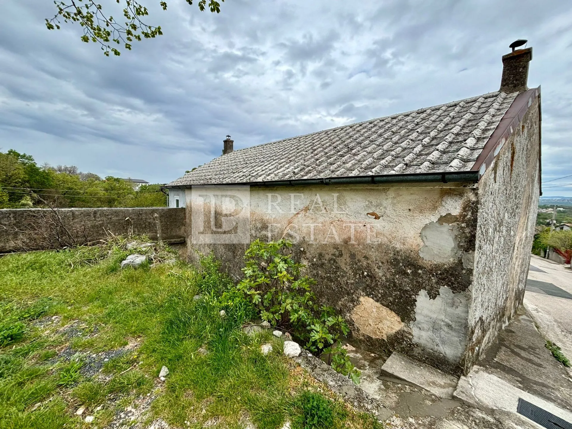 hreljin – samostojeća kamena kuća u centru s pogledom na kvarner - slika 26