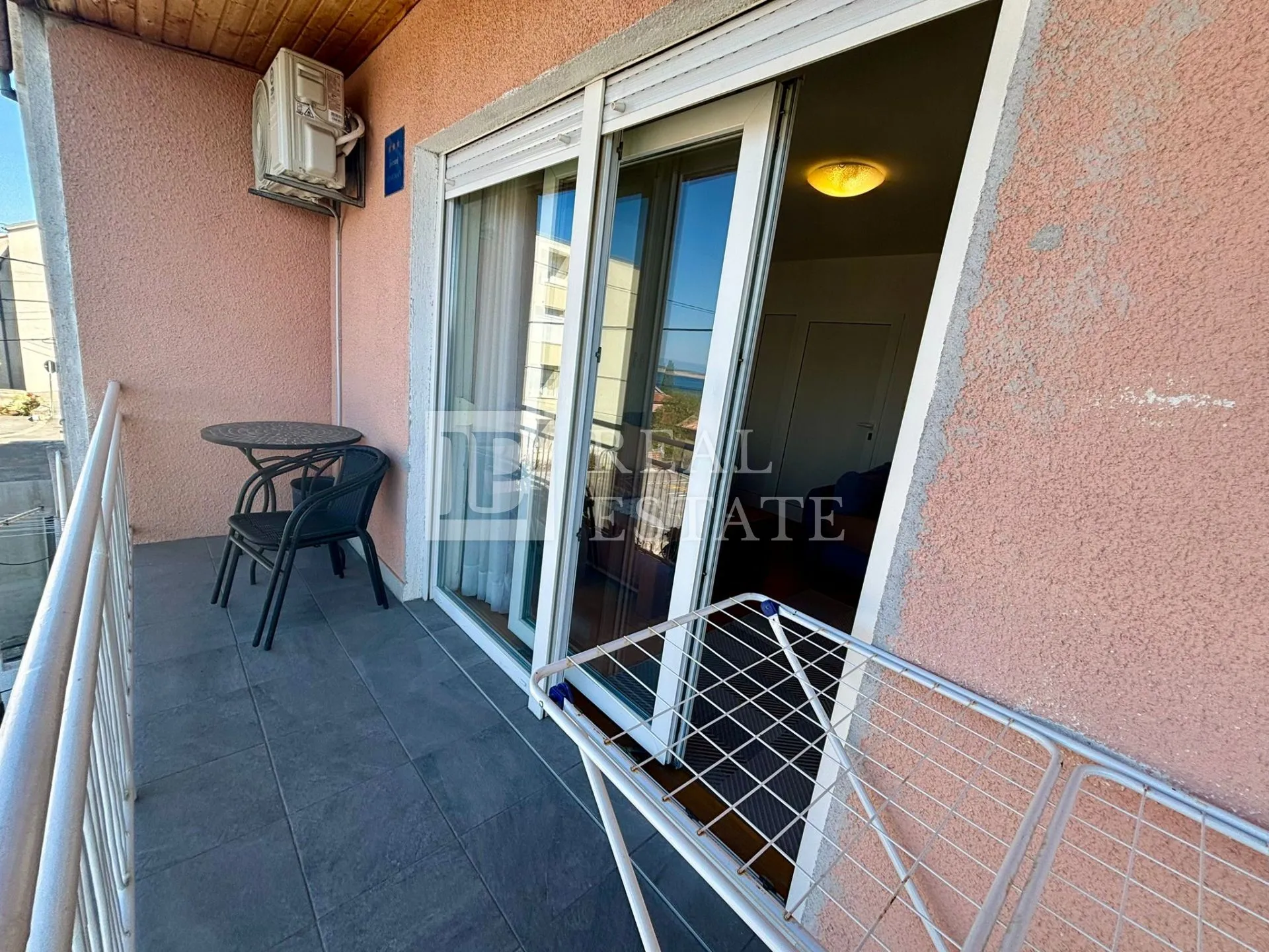 crikvenica – stan s 2 balkona i predivnim pogledom na more - slika 24