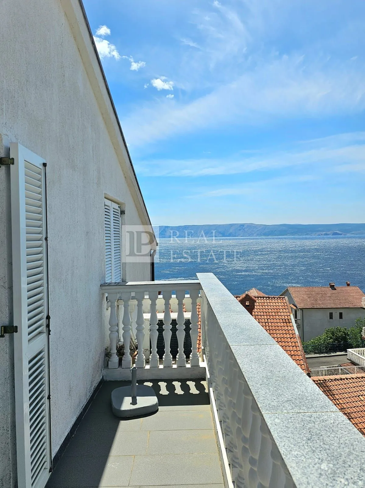 novi vinodolski - prostrana kuća 120 metara od mora - slika 41
