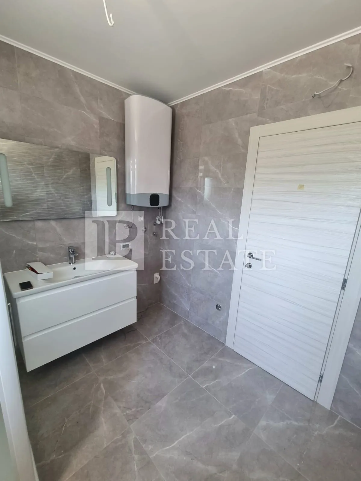 zaleđe crikvenice - stan 3s+db u novogradnji - slika 2