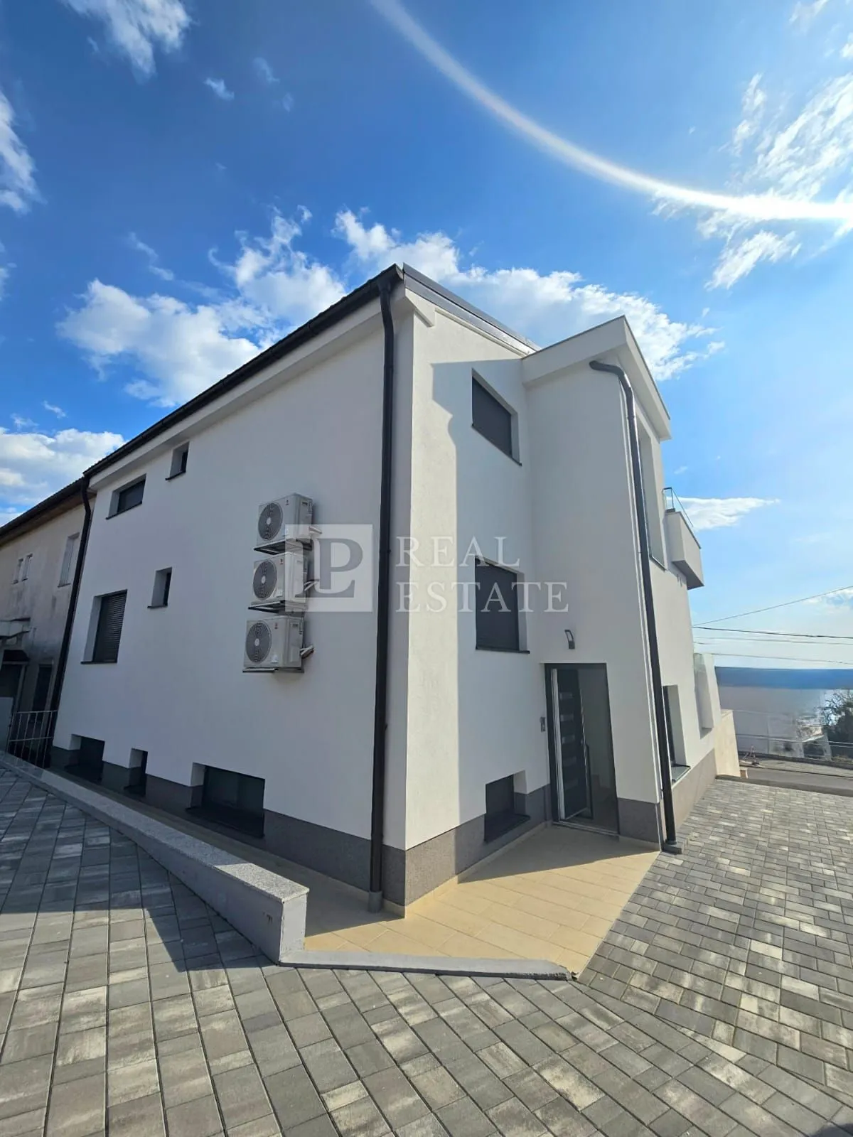 crikvenica - stan u modernoj novogradnji - slika 14