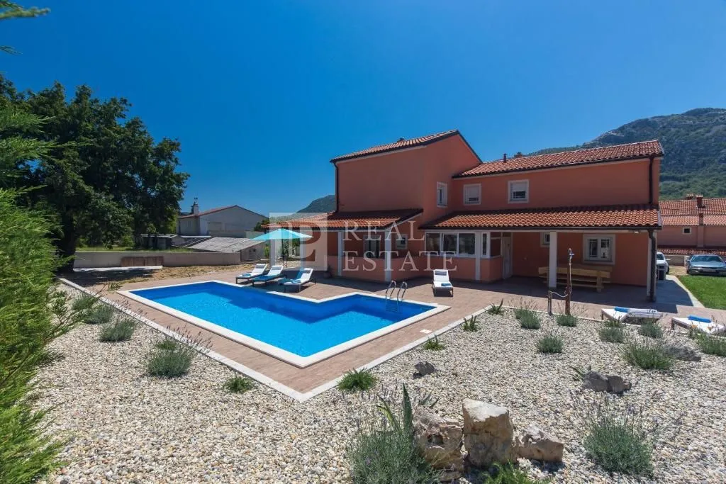 TRIBALJ - samostojeća vila s bazenom - Tribalj, Vinodolska općina