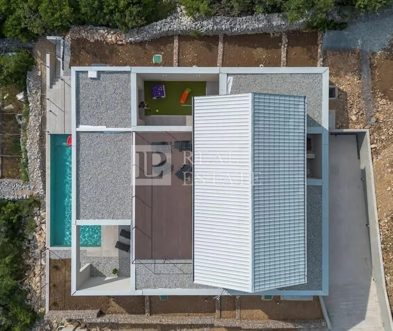 šmrika - moderna vila s bazenom - slika 28