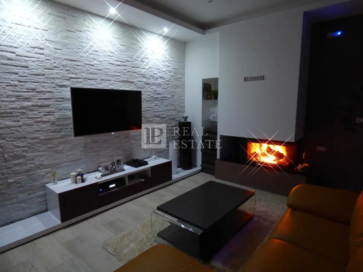 šmrika - vila s bazenom - slika 12