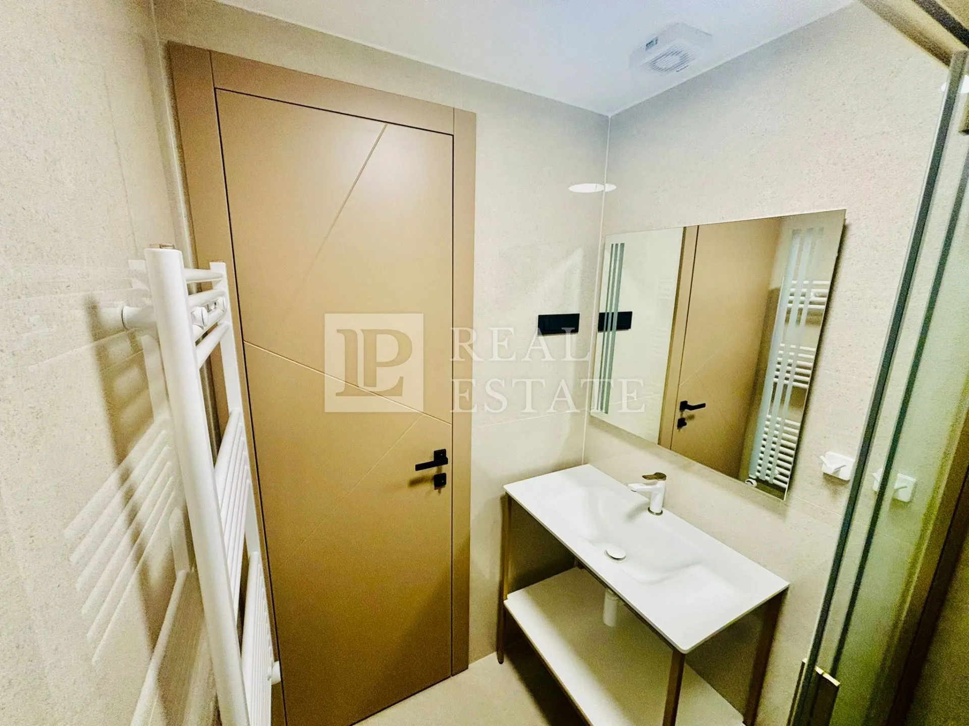 crikvenica - luksuzan apartman u modernoj novogradnji - slika 13