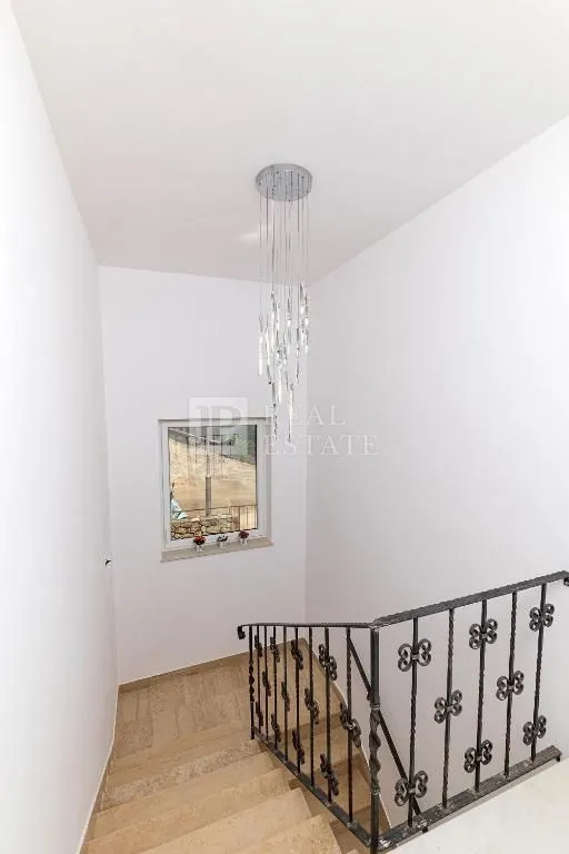 crikvenica - predivno uređena samostojeća kuća - slika 10