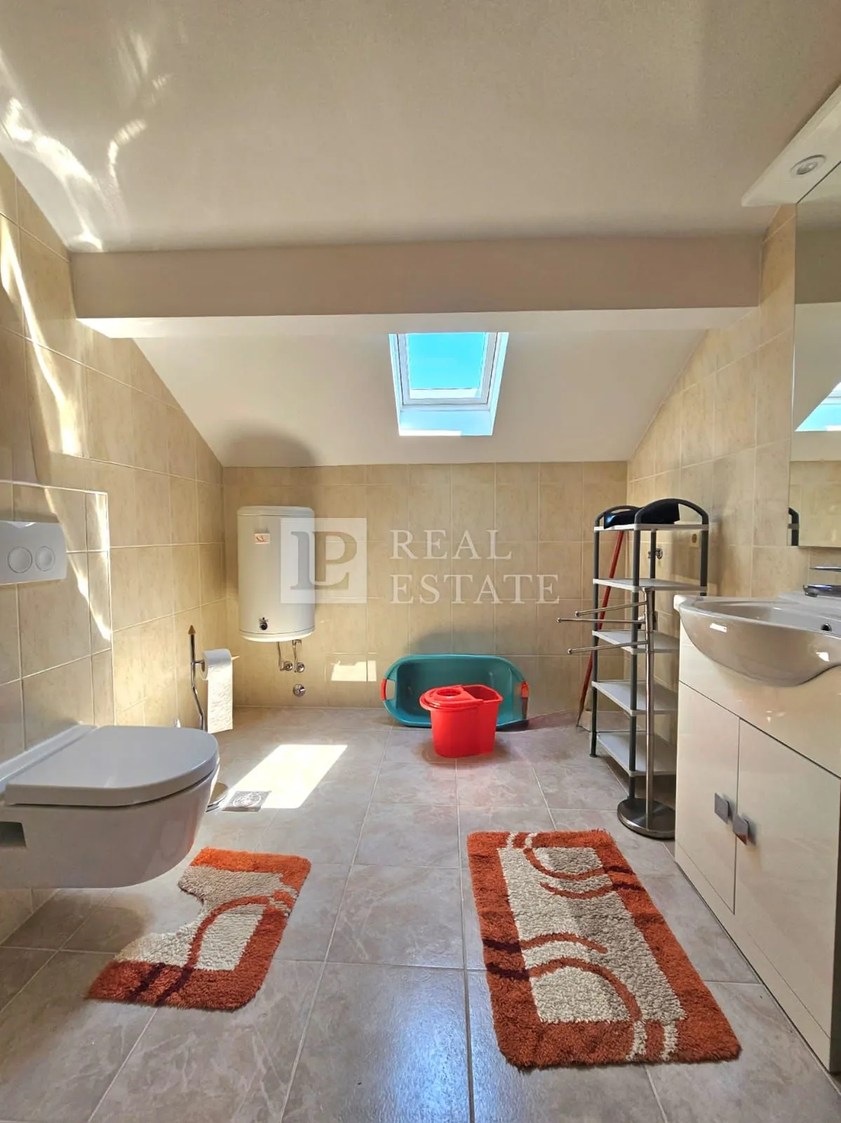 klenovica - apartman s vlastitim parkingom 300m od mora - slika 6