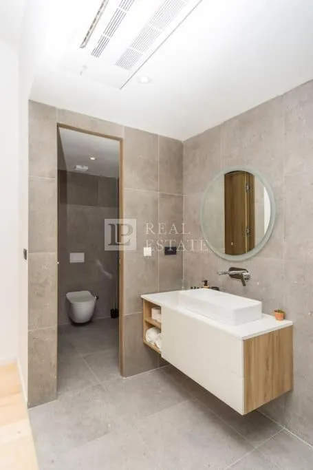 šmrika - moderna vila s bazenom - slika 20