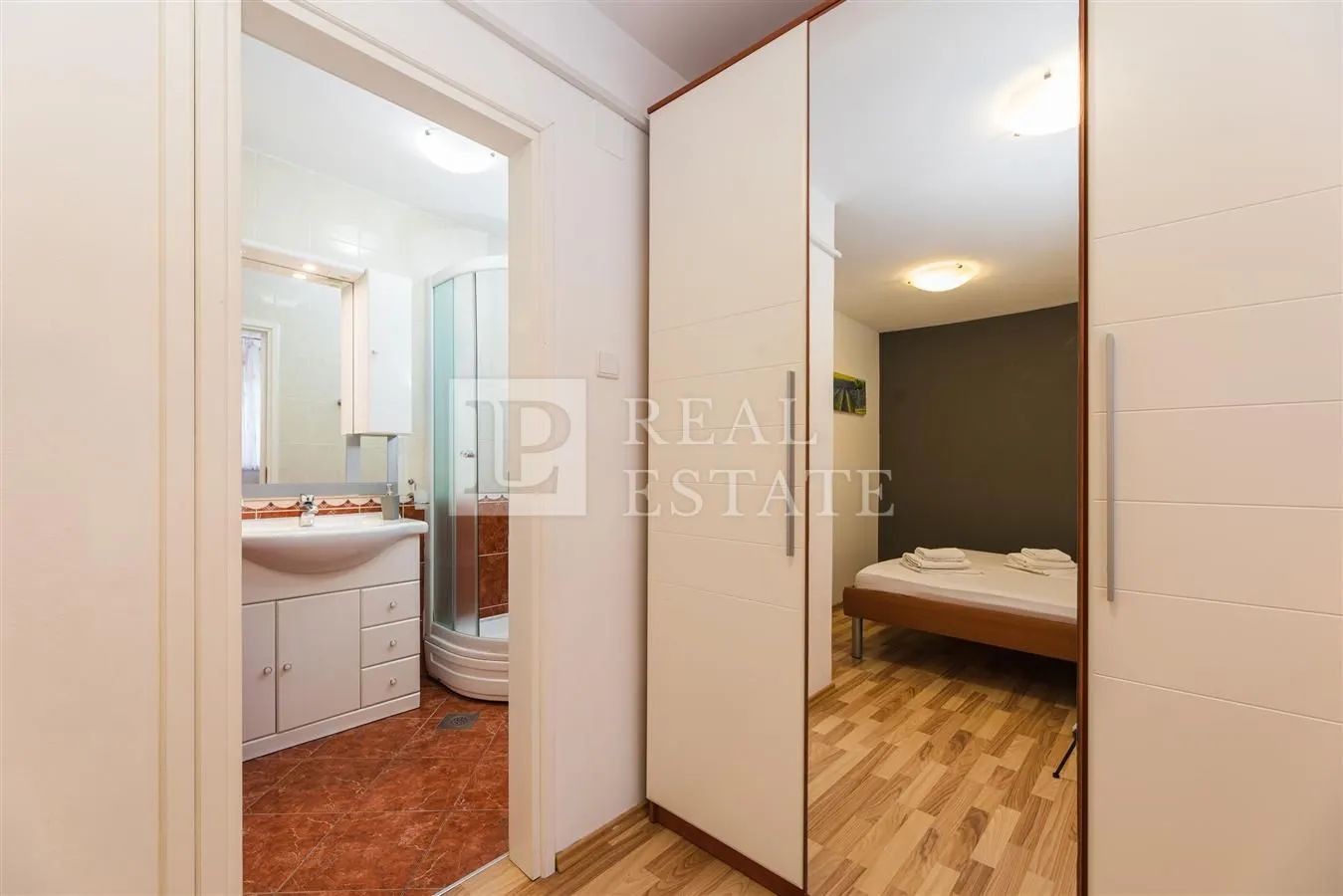 dramalj - apartmanska kuća 200m od mora - slika 29