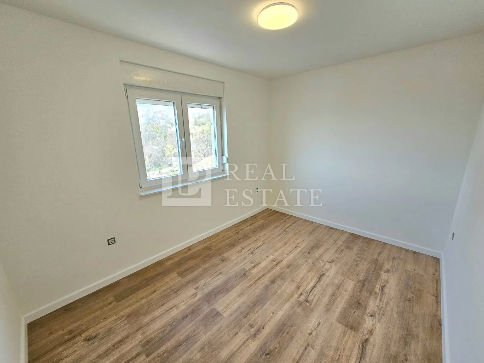 crikvenica - luksuzan apartman u novogradnji - slika 7