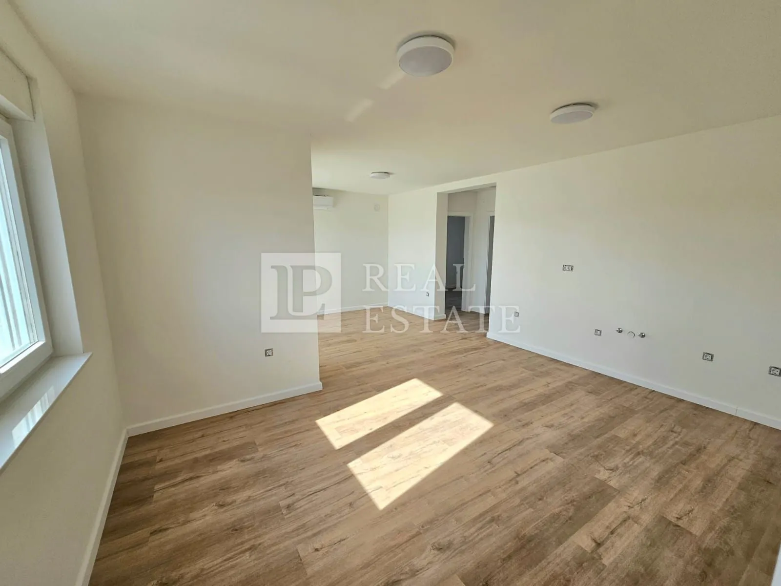 crikvenica - luksuzan apartman u novogradnji - slika 4