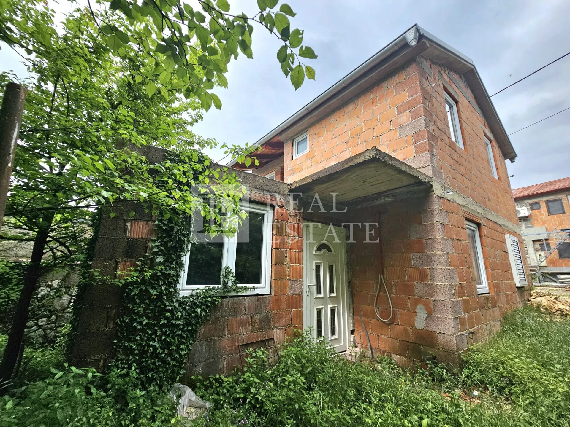 jadranovo - kuća na mirnoj lokaciji - slika 4