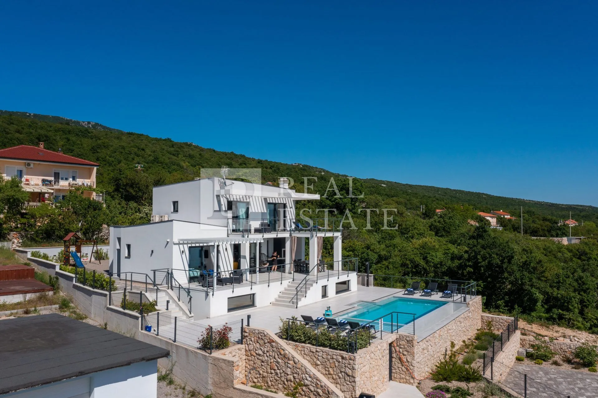 šmrika - moderna vila s panoramskim pogledom - slika 2