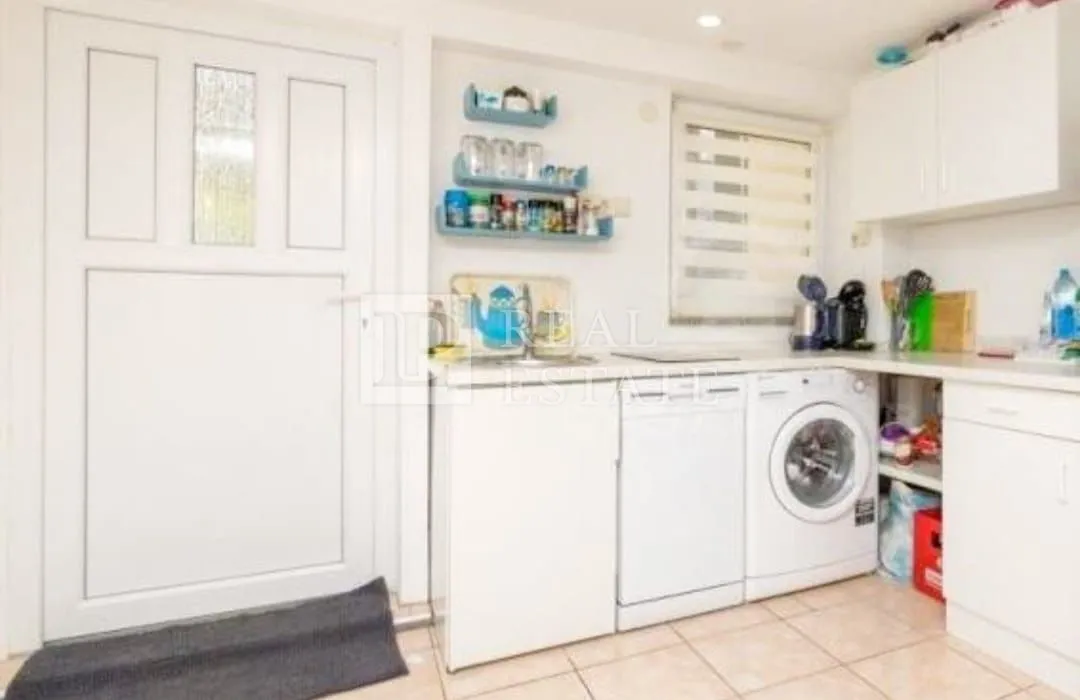 crikvenica - kuća s dva apartmana - slika 11