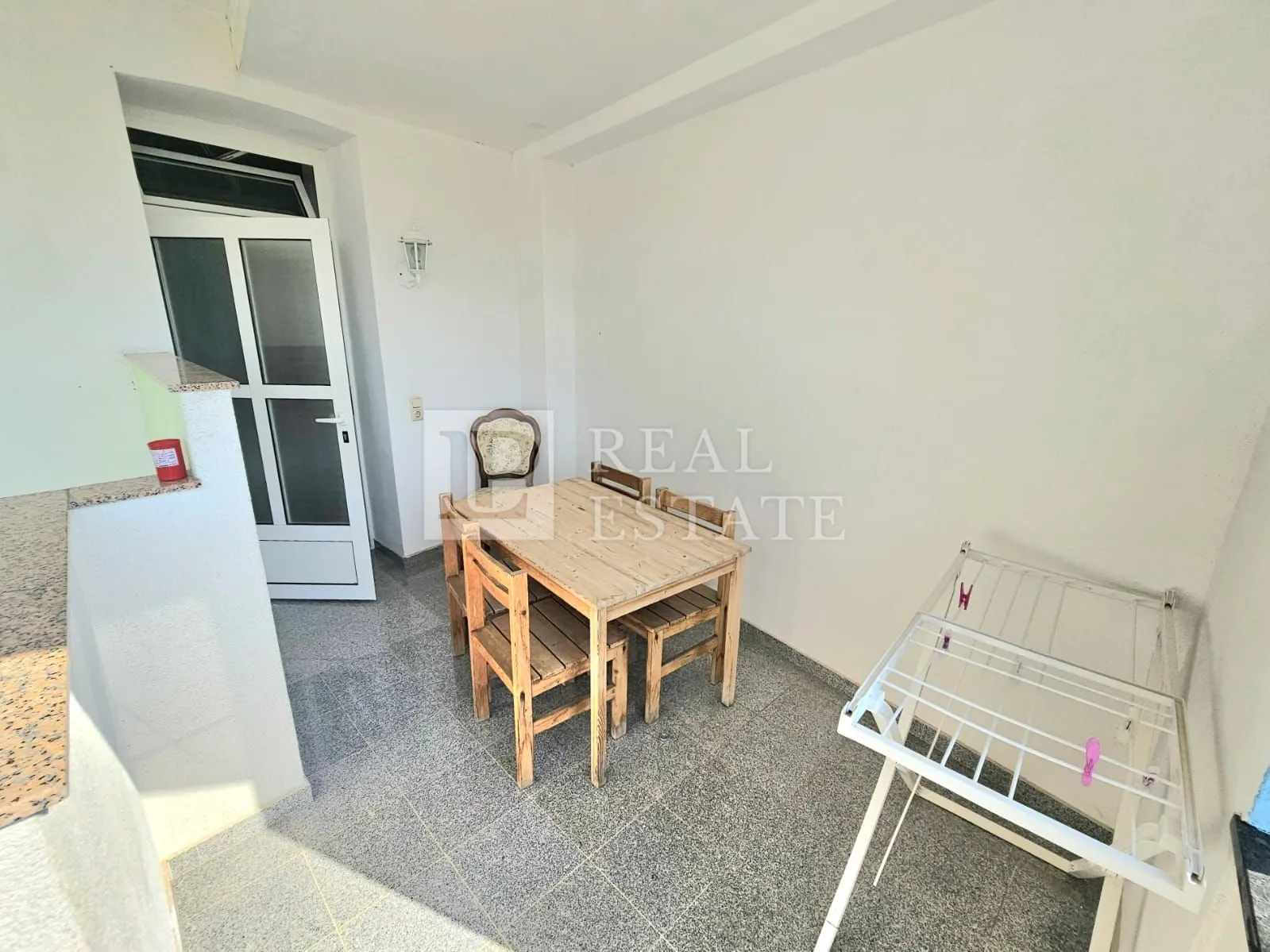 crikvenica - stambeni objekt sa 8 stanova - slika 29
