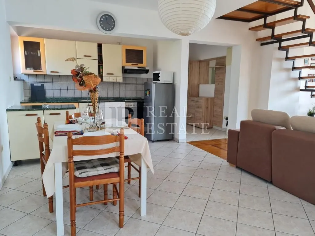 crikvenica - prekrasna kuća od 602 m2 s bazenom u blizini mora - slika 19
