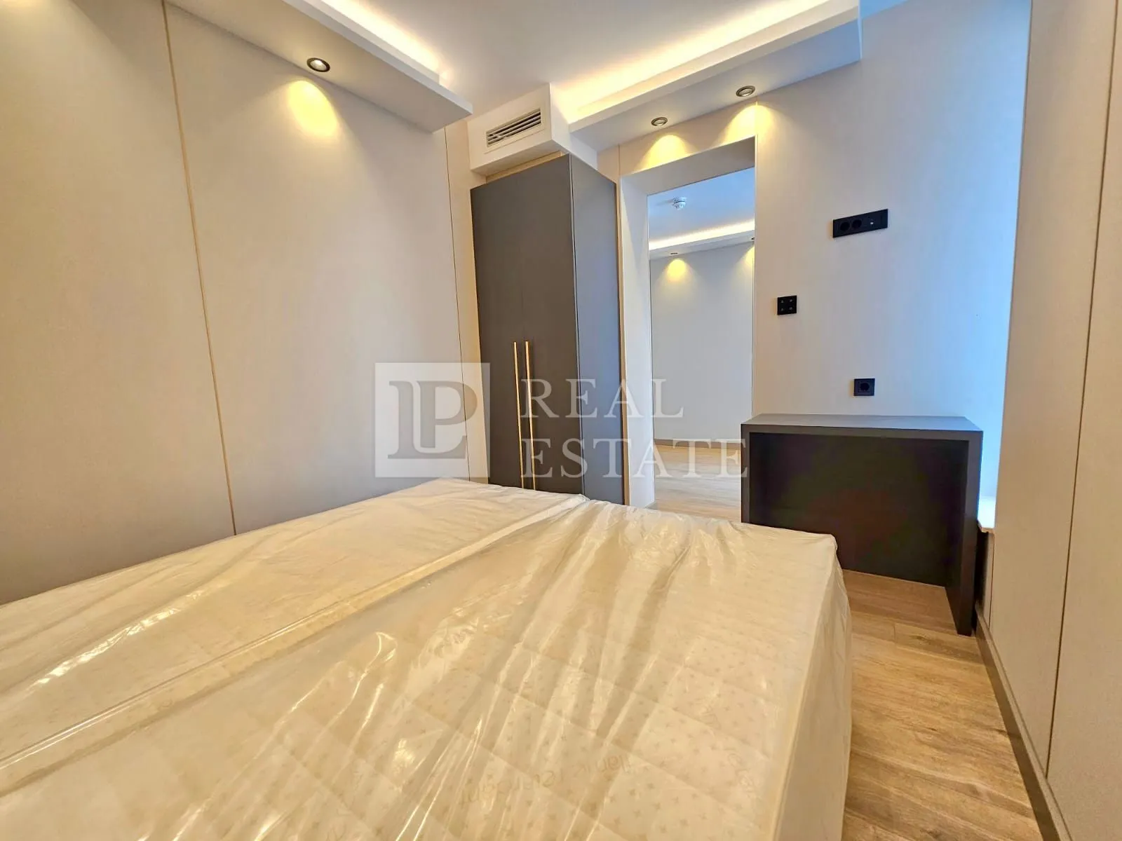 crikvenica - luksuzan apartman na odličnoj lokaciji - slika 7