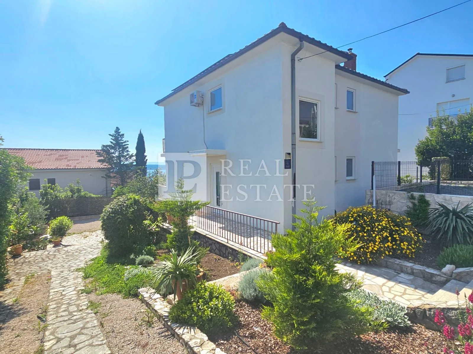 crikvenica - predivno uređena samostojeća kuća - slika 25