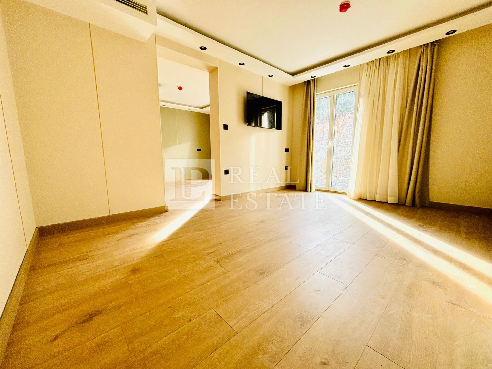 CRIKVENICA - atraktivan apartman na odličnoj lokaciji