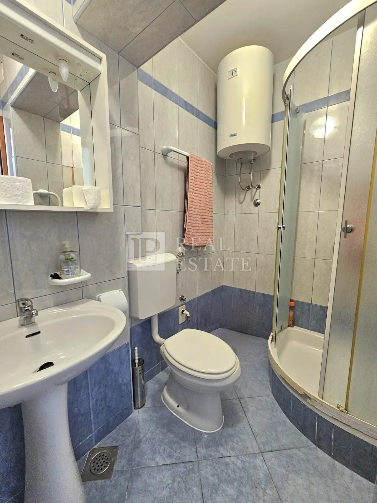 dramalj - apartmanska kuća 80 metara od mora - slika 32