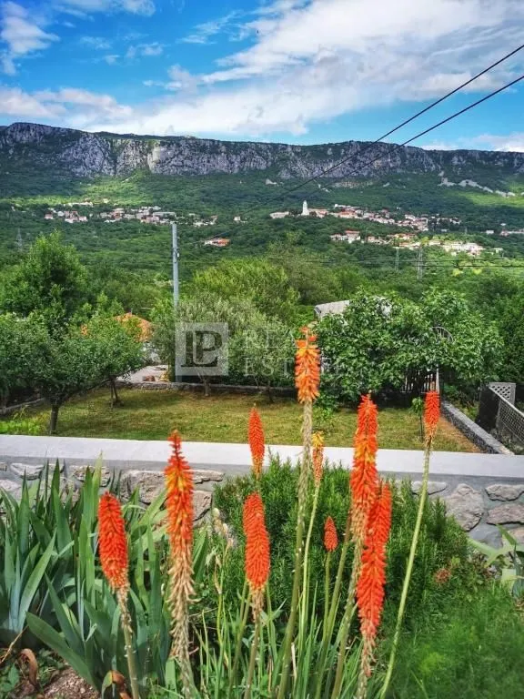 bribir – dvije povezane kuće na mirnoj lokaciji s velikom okućnicom i vrtom - slika 6