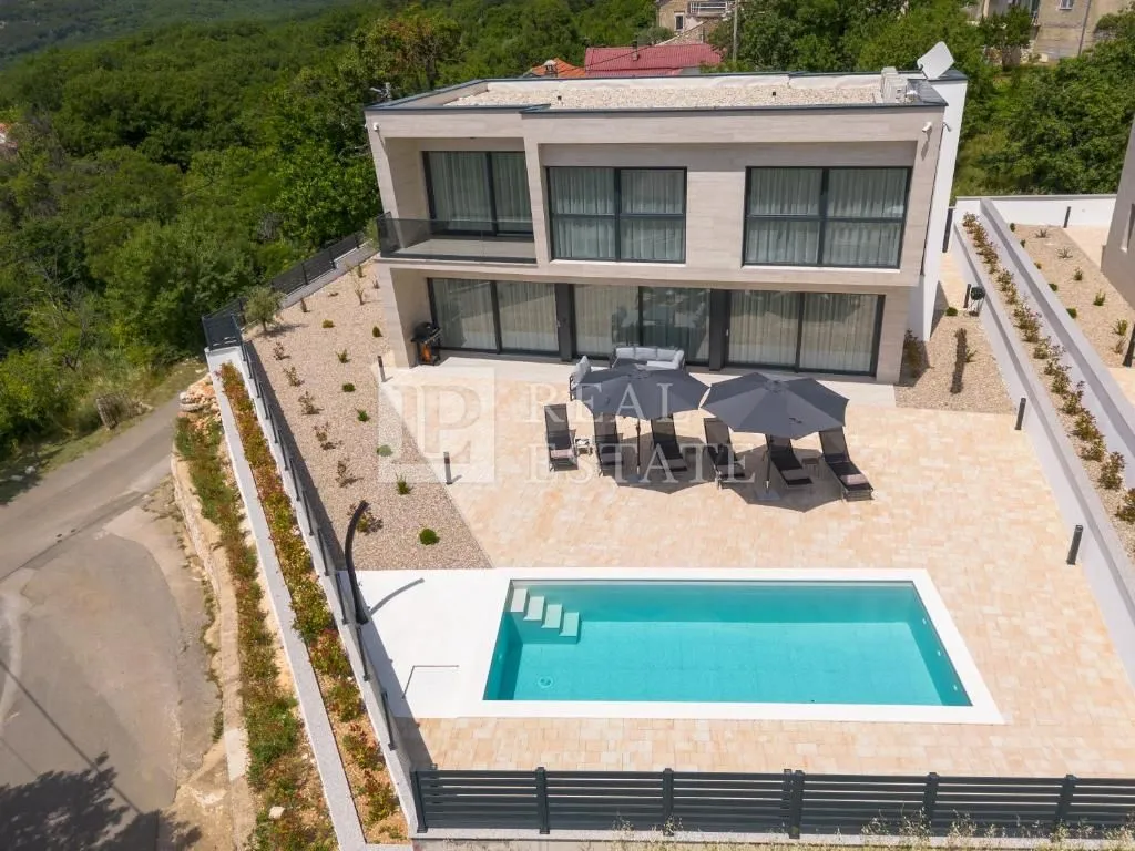 bribir - luksuzna vila s bazenom - slika 3