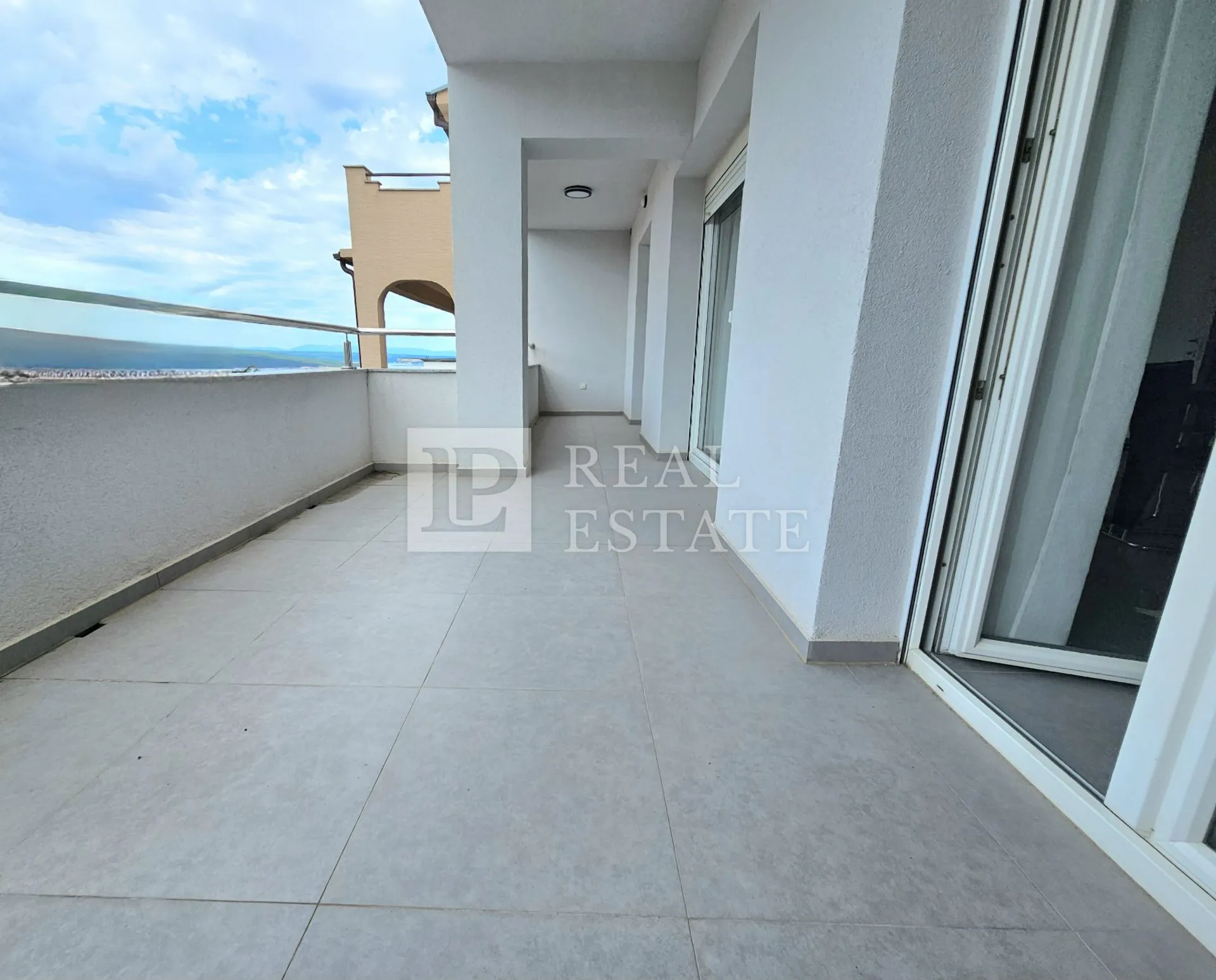 crikvenica - elegantan stan s otvorenim pogledom na more - slika 8