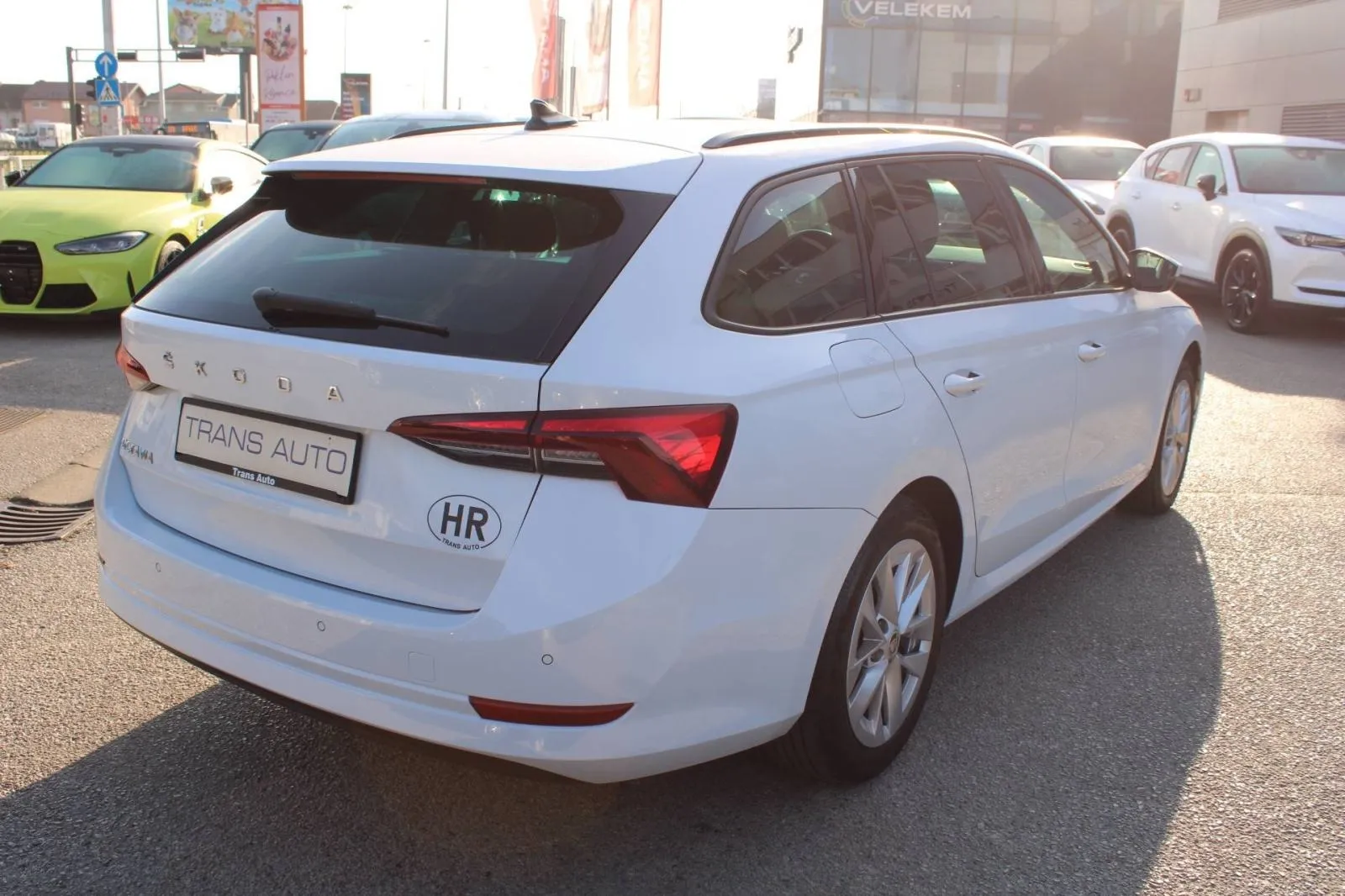 škoda octavia combi 2.0 tdi dsg *led, navigacija* - slika 5