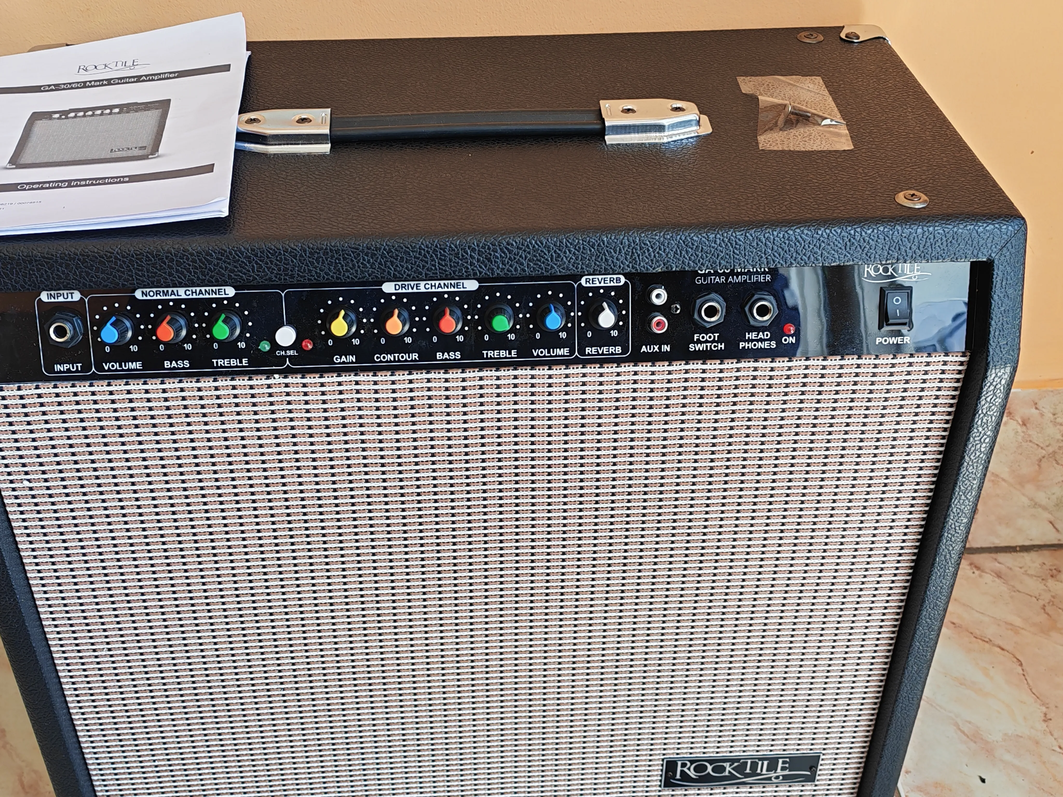 pojačalo za gitaru rocktile ga-60 mark - slika 2