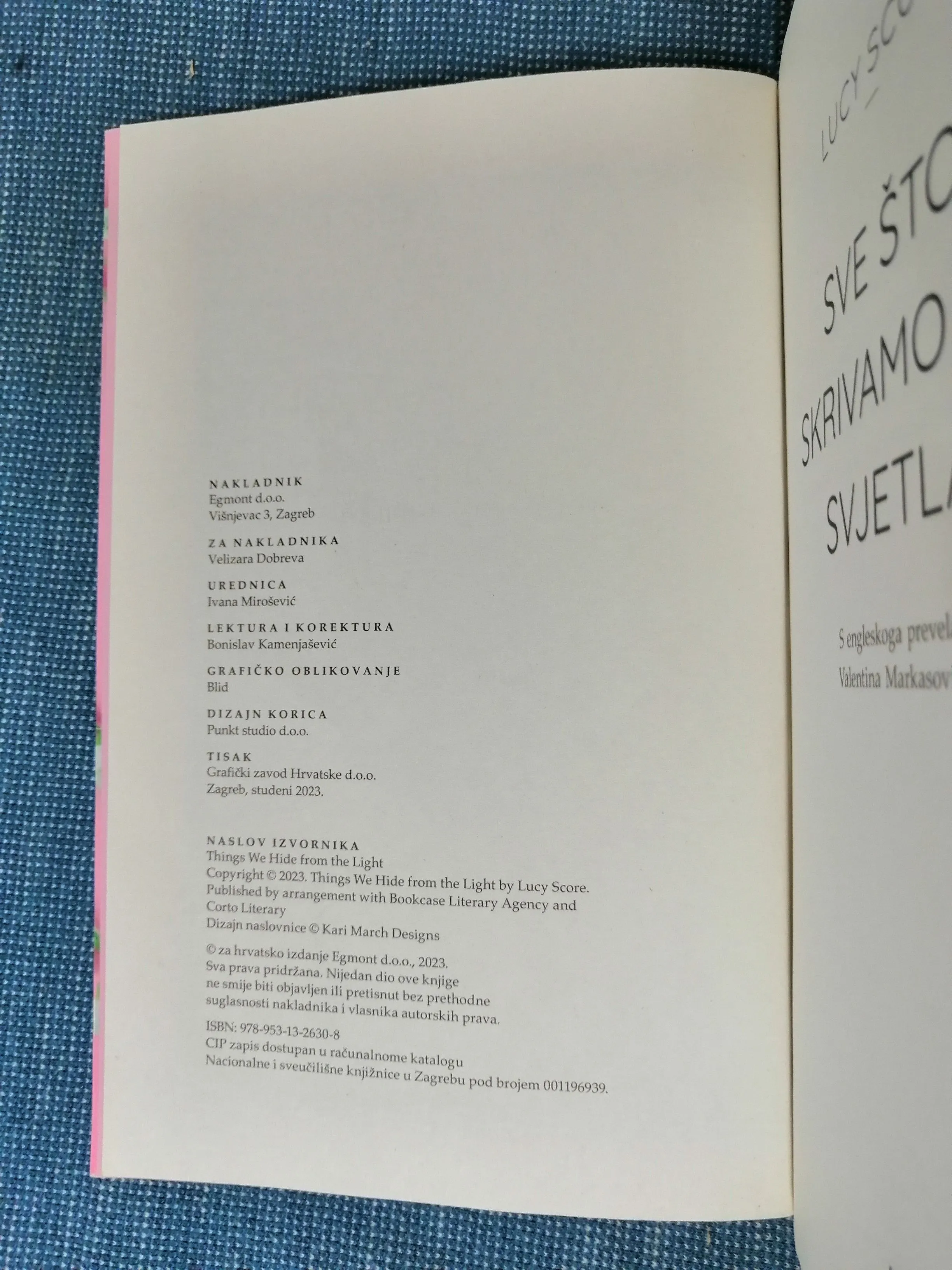 lucy score – sve što skrivamo od svjetla - slika 3
