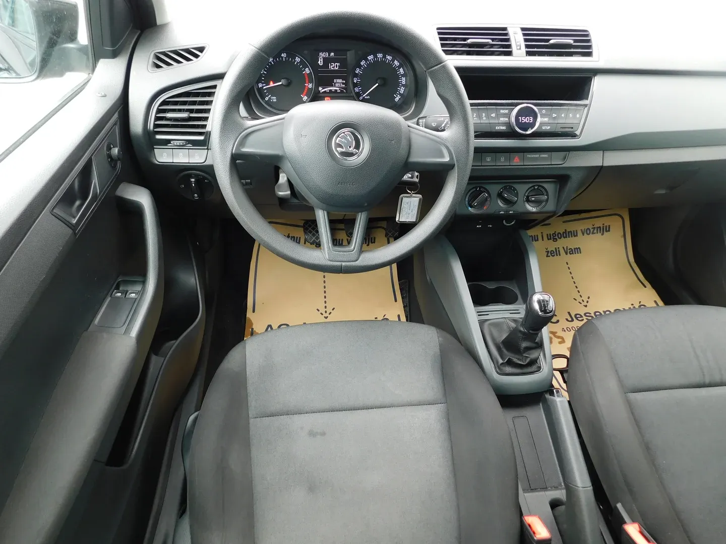 02325 škoda fabia simply 1.0 - slika 9