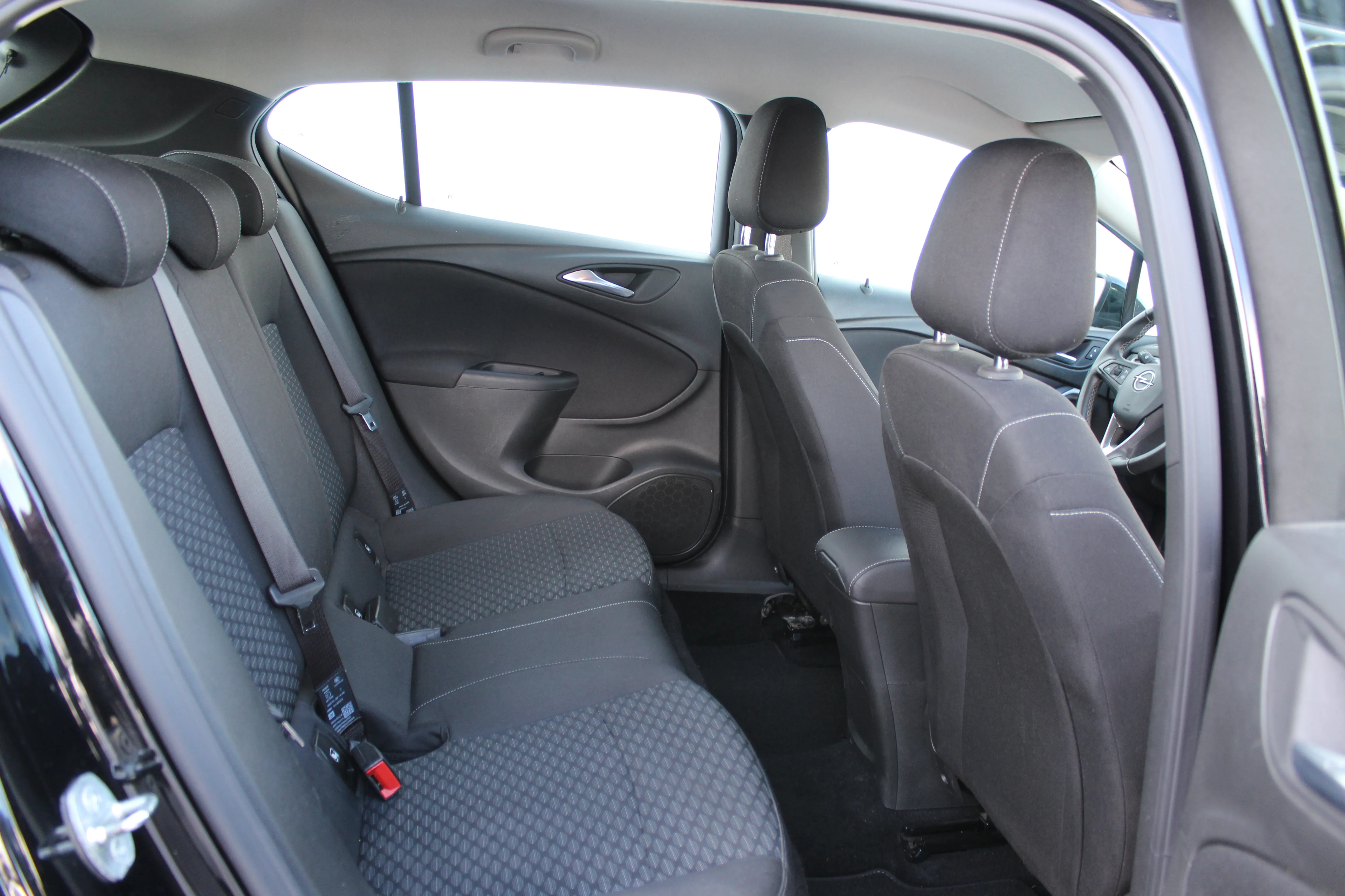 13093 opel astra k lim. 5-trg. edition start/stop - slika 12