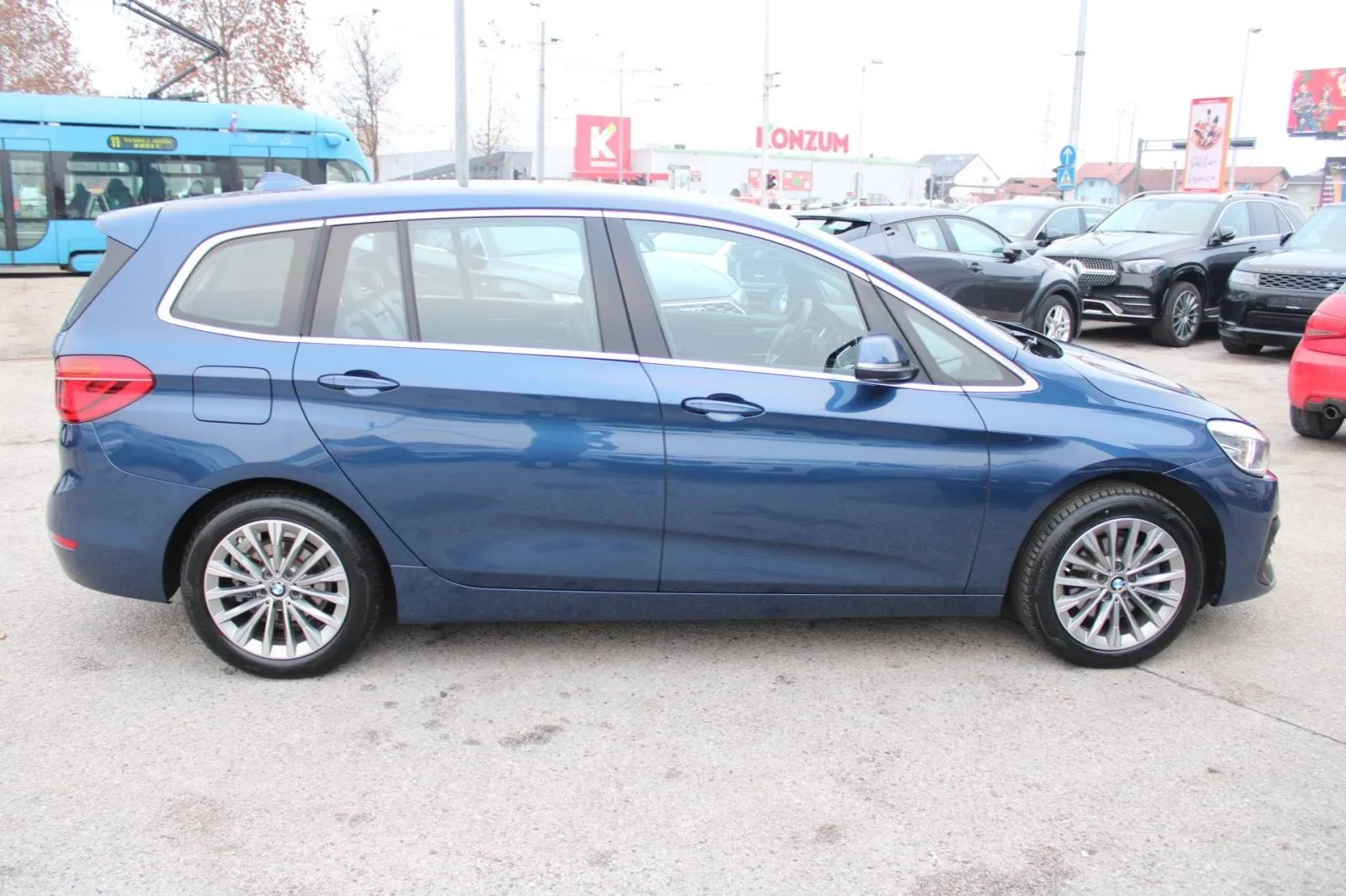 bmw serija 2 218i gran tourer automatik *led, navigacija* - slika 4