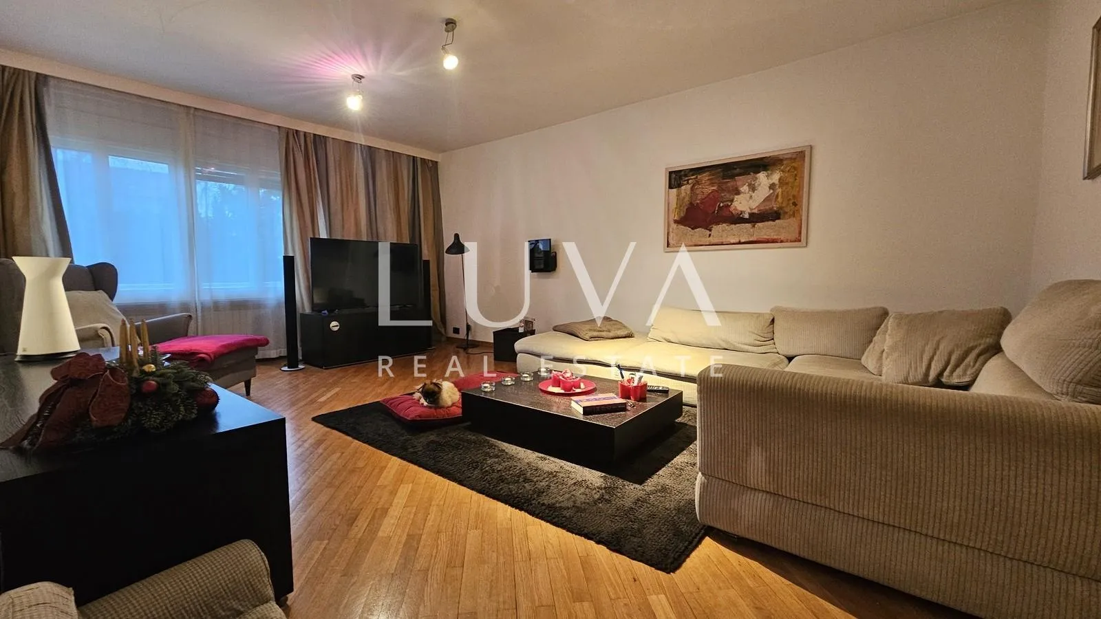 zagreb, lašćina, kuća 350m2 s dvorištem, prodaja - slika 1