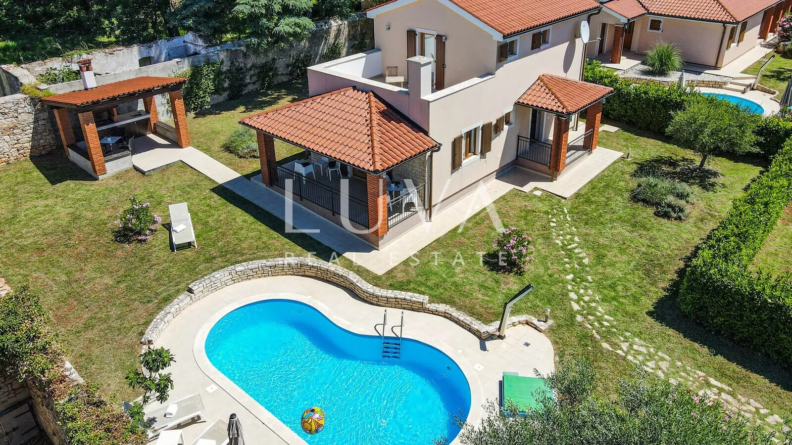 3 kuće s bazenom u istri, odlična investicijska prilika - slika 2