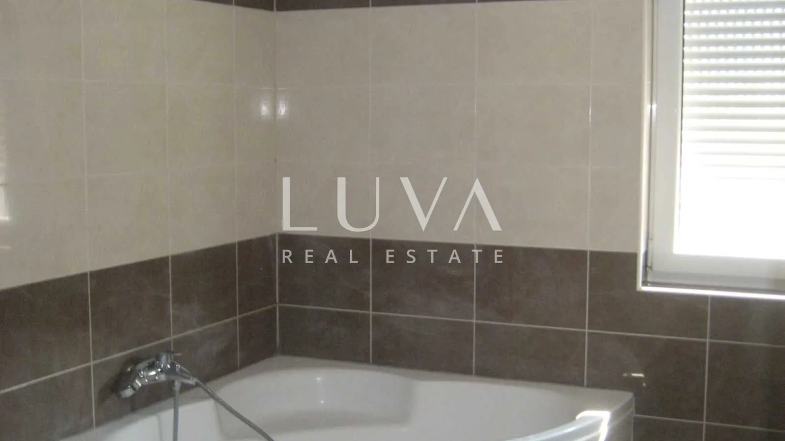 zagreb, mikulići, kuća s pogledom na zagreb, 380 m² - slika 11