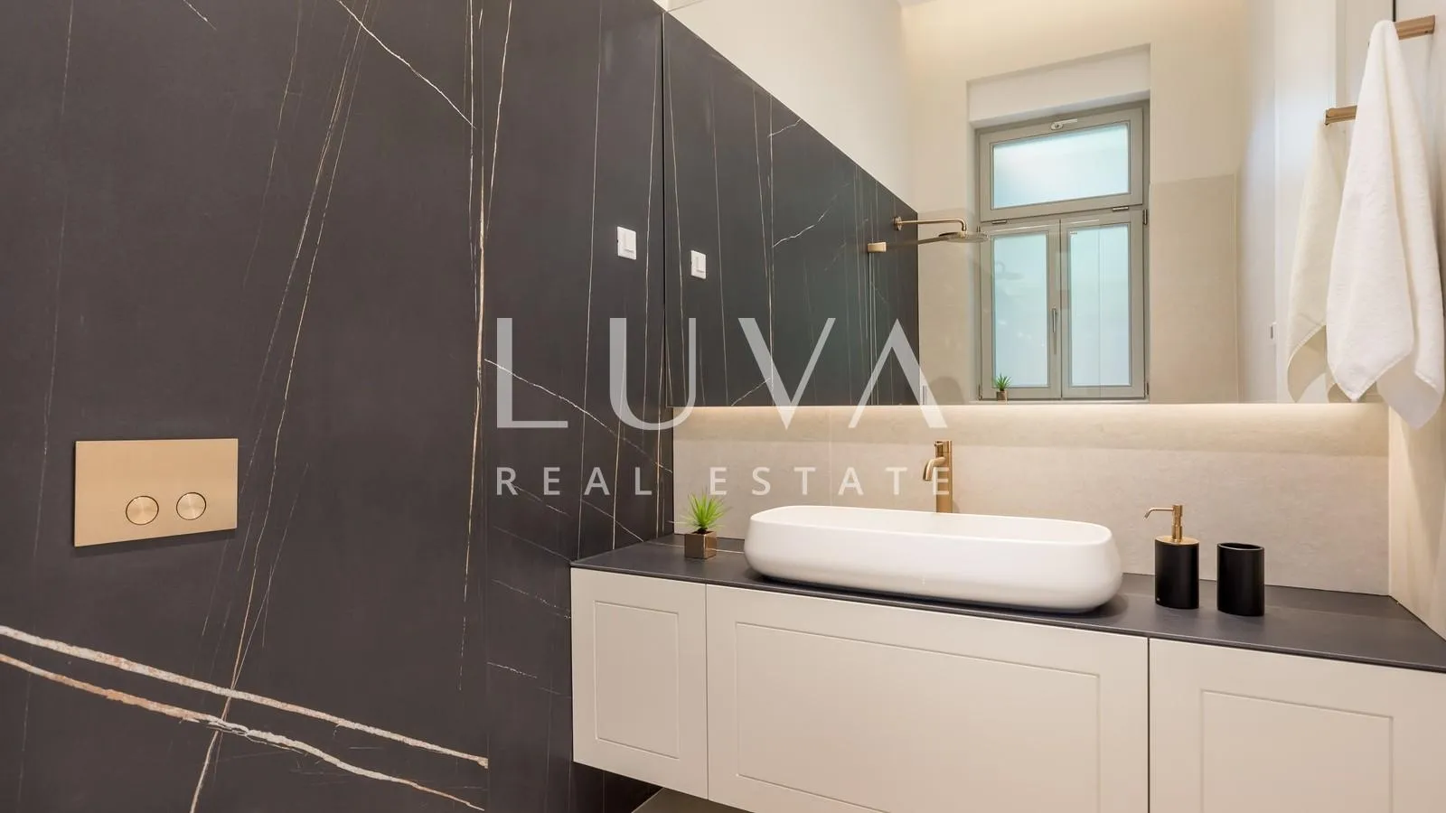 opatija, strogi centar, luksuzan stan 90,36 m2 na prodaju - slika 12