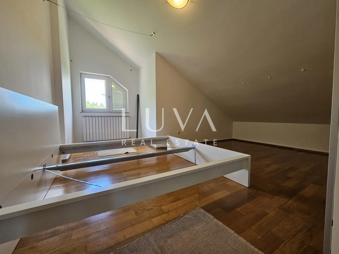 zagreb, maksimir, dvoetažni 5s stan 200m2, najam - slika 8