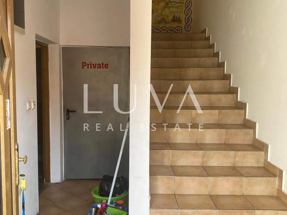 sigečica, velika kuća na 4 kata na prodaju, investicija - slika 4
