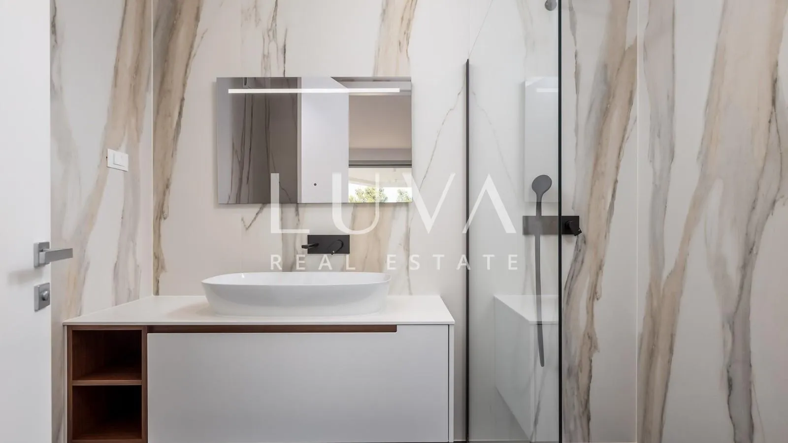 opatija, luksuzna novogradnja s pogledom na more, stan nkp 245,94 m2 - slika 19