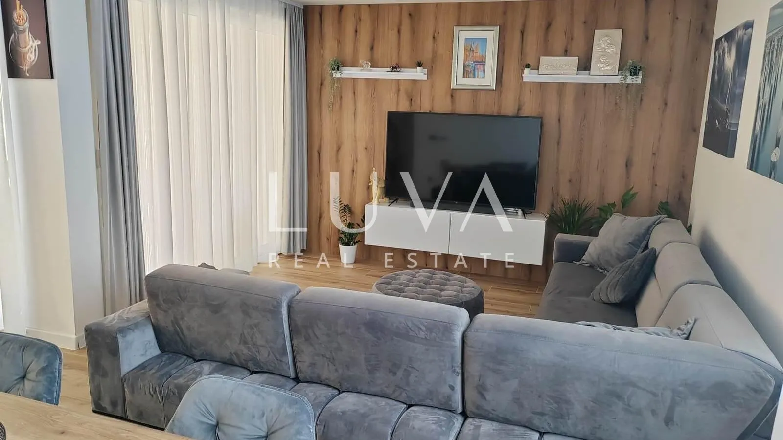 kaštel štafilić, kuća 377m2 sa stanovima na prodaju - slika 3