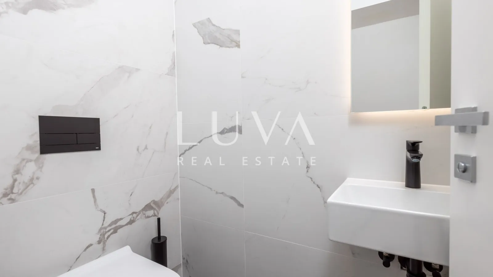 opatija, luksuzna novogradnja s pogledom na more, stan nkp 246,82 m2 - slika 40