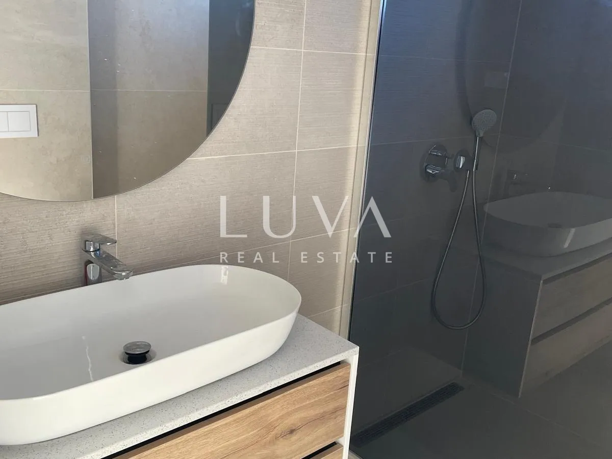 krk, penthouse 115 m2 s pogledom na more, novogradnja - slika 9