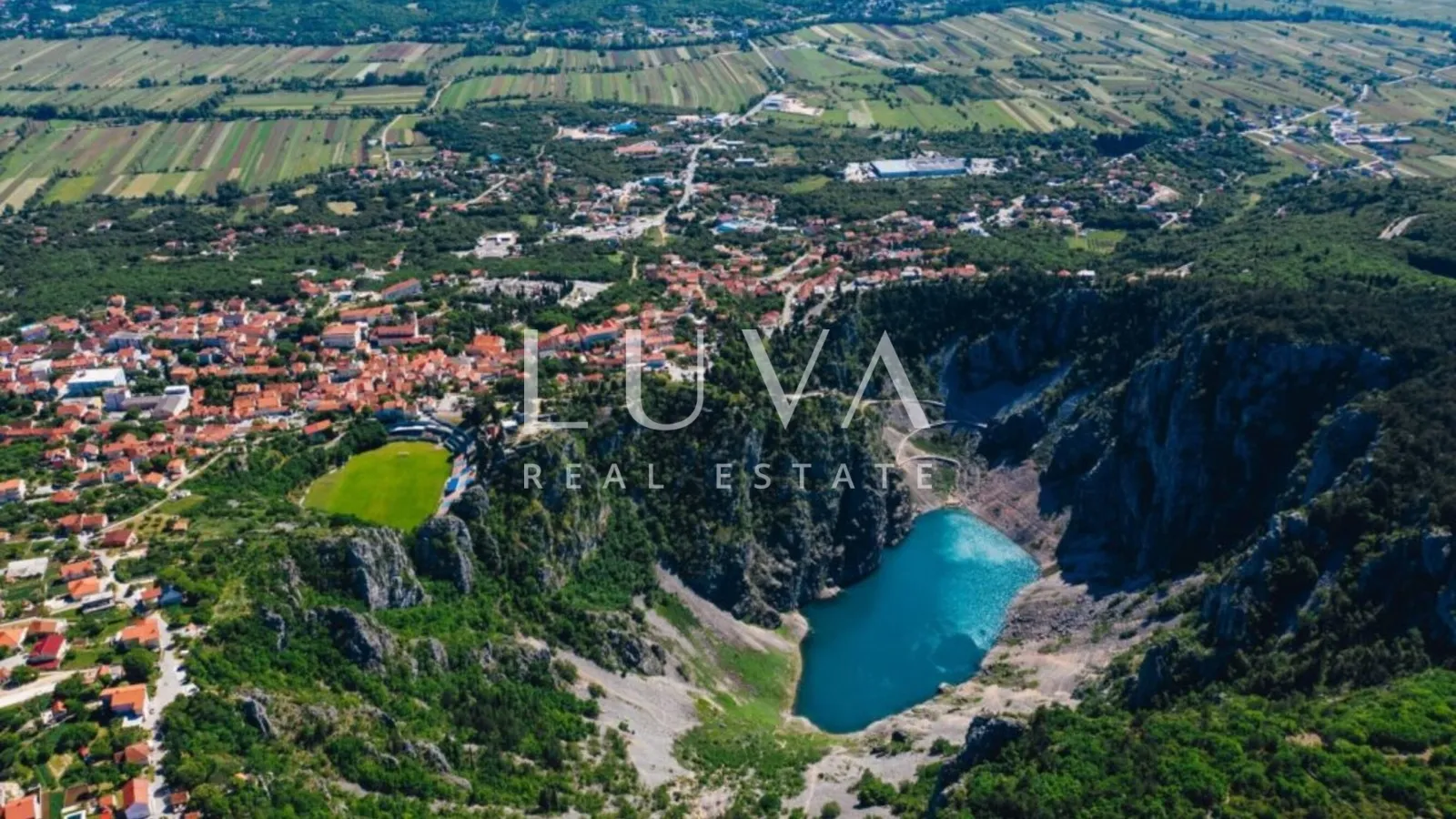imotski, moderna kuća s bazenom i panoramskim pogledom na prodaju, 150 m2 - slika 22