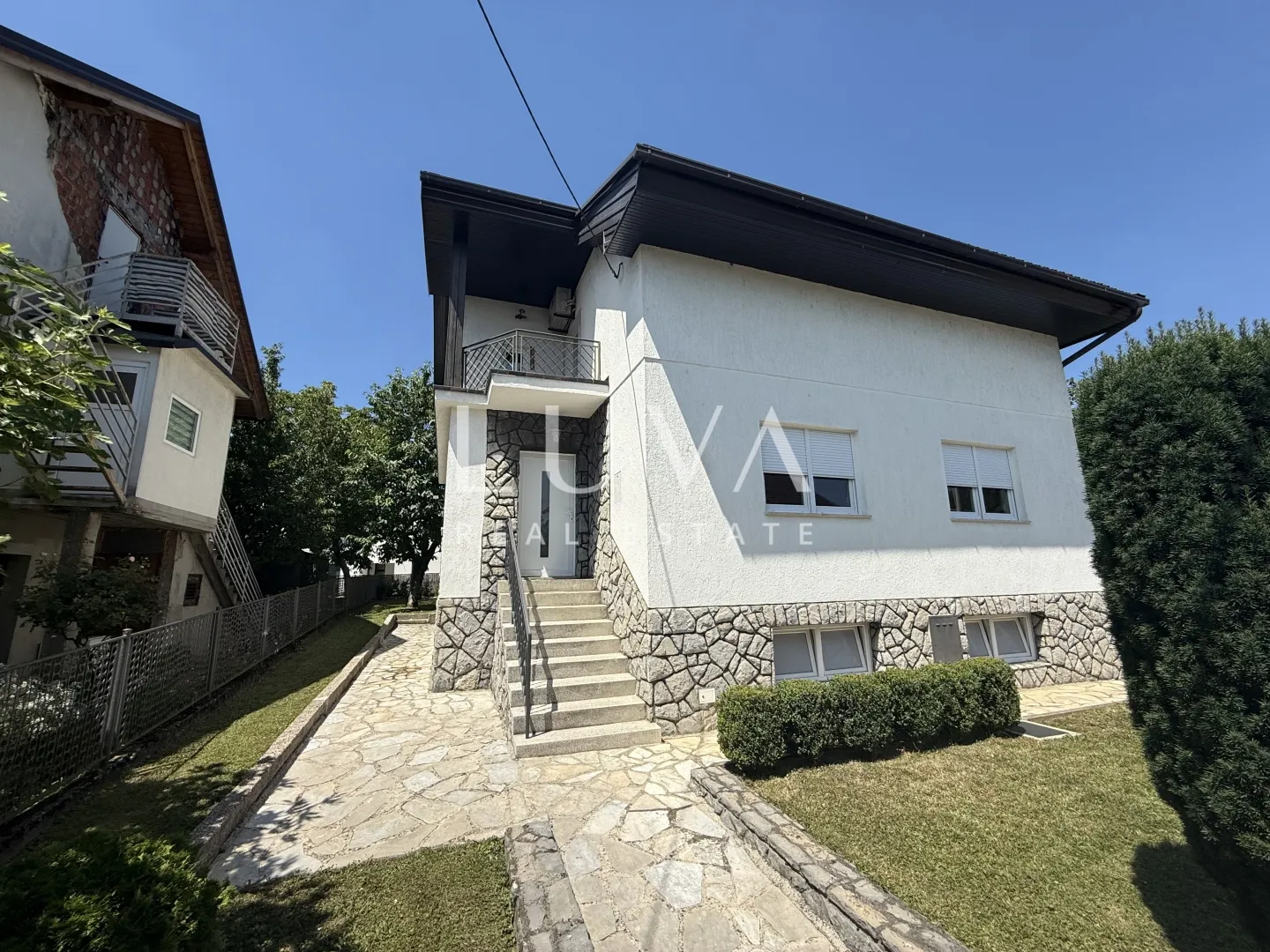 zagreb, vrapče, obiteljska kuća s garažom, nkp 264 m² - slika 14