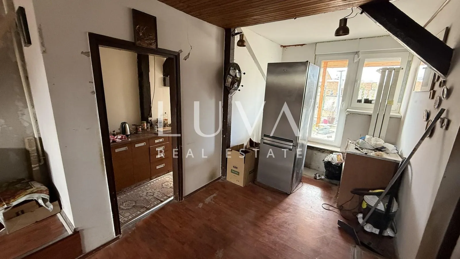 zagreb, britanski trg, 4s stan za renovaciju, 142 m² - slika 4